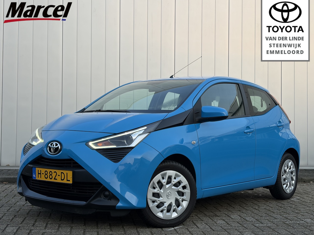 Toyota Aygo - 1.0 VVT-i X-Play NL Auto Dealer Onderhouden Apple Carplay Android Auto Airco - AutoWereld.nl