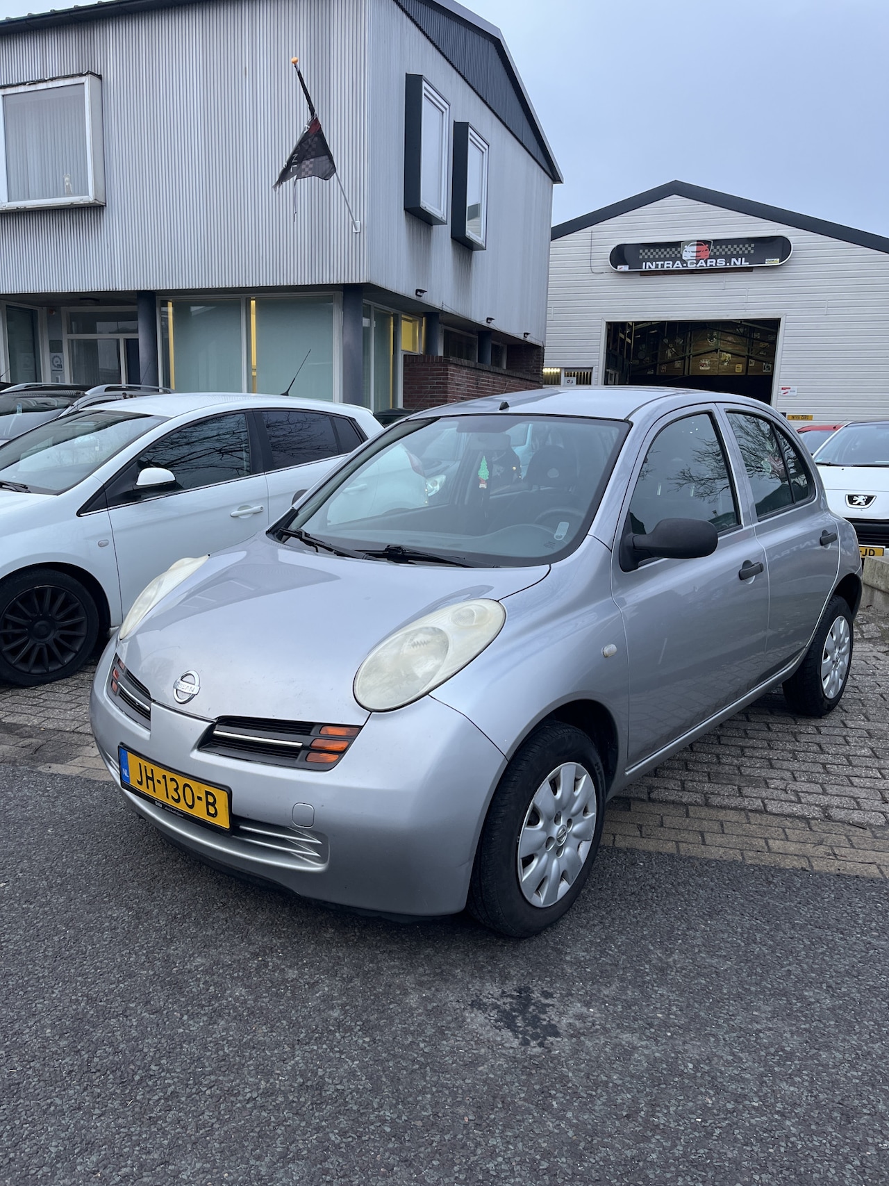 Nissan Micra - 1.2 Visia 5 Deurs,Airco Apk 14-05-2026(Evt nieuwe Apk is bespreekbaar tegen meerprijs) - AutoWereld.nl