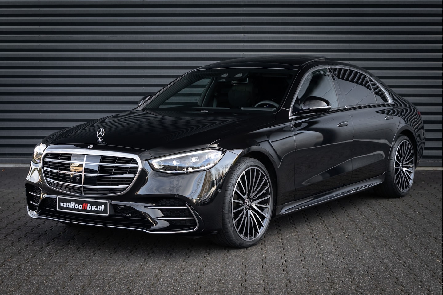 Mercedes-Benz S-klasse - 450d 4MATIC Lang AMG Line Chauffeurspakket - Standkachel - AutoWereld.nl