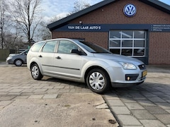 Ford Focus Wagon - 1.6-16V Champion ( Airco , Trekhaak)