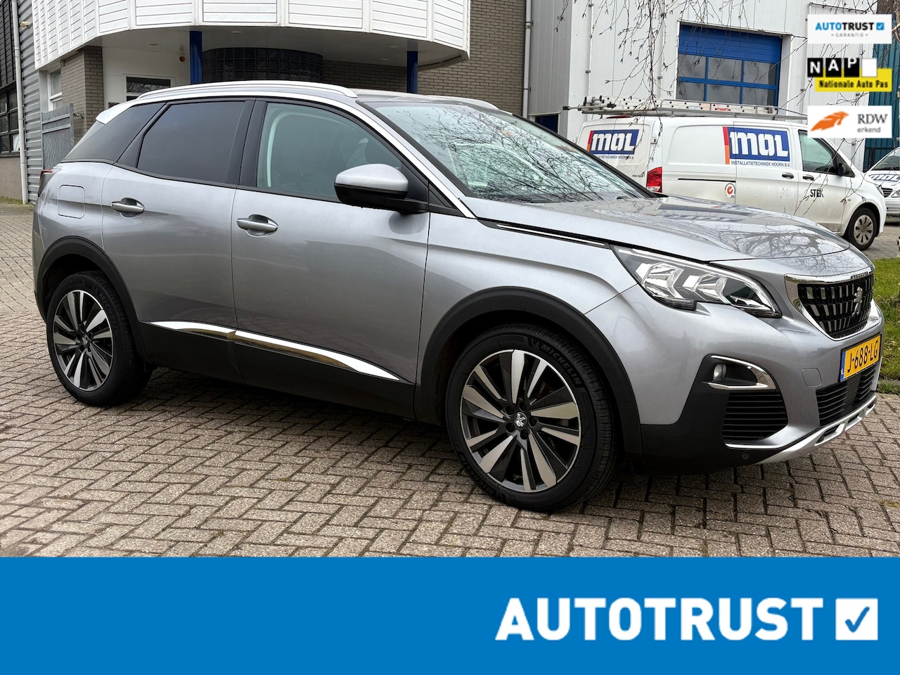 Peugeot 3008 - 1.2 PureTech Blue Premium Avantage/Led/Clima/Cam/Keyless - AutoWereld.nl