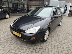 Ford Focus - 1.6-16V Ghia