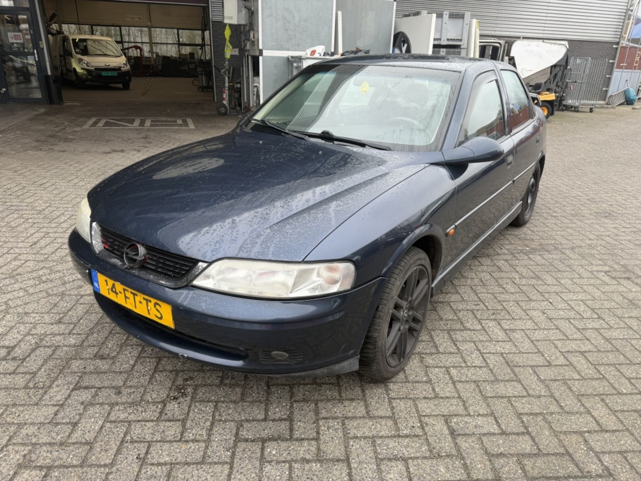 Opel Vectra - 1.6-16V Business Ed. - AutoWereld.nl