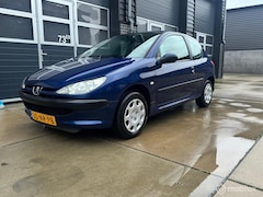 Peugeot 206 - 1.4 Airco NAP Nette Auto Elec.Rm. Onderhoudsb