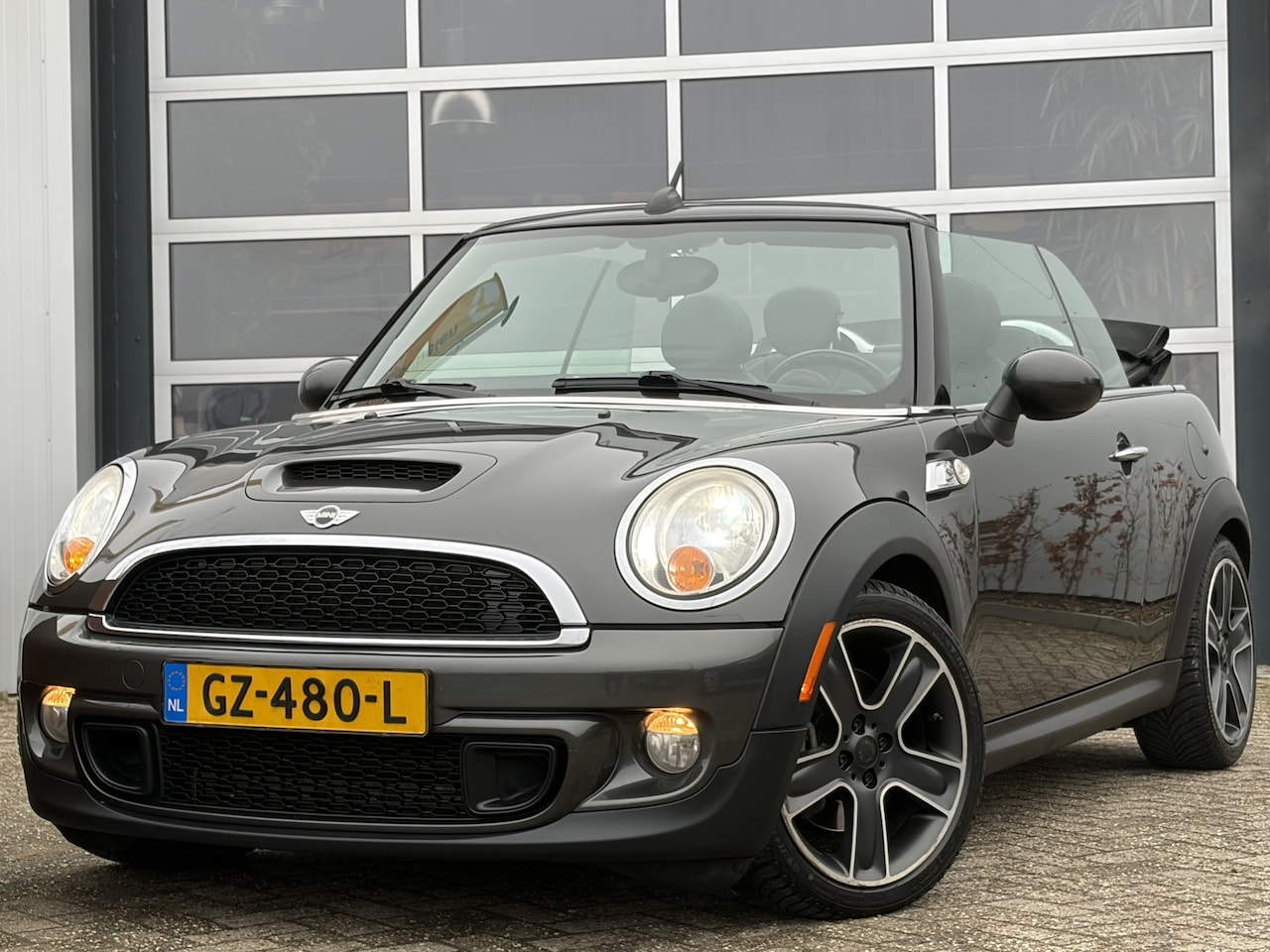 MINI Cabrio - Mini 1.6 Cooper S Chili 172pk | Audio-navigatie full map | Bi-xenon koplampen | Cruise con - AutoWereld.nl