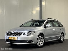 Skoda Superb Combi - 1.6 TDI Active Business [ NAP trekhaak navi clima ]