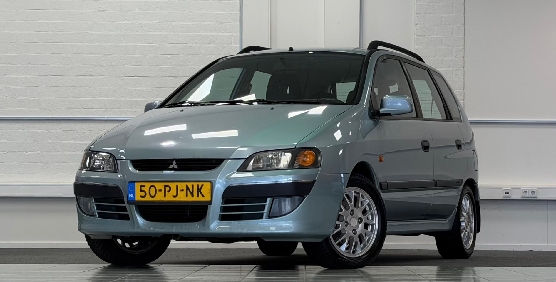 Mitsubishi Space Star - 1.6i 16V Shogun SE Trekhaak APK 04-02-2027 Garantie - AutoWereld.nl