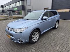 Mitsubishi Outlander - 2.0 PHEV Instyle
