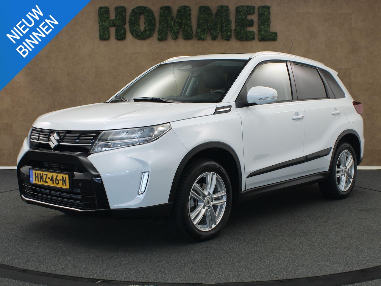 Suzuki Vitara - 1.4 Boosterjet Style Smart Hybrid - APPLE CARPLAY/ANDROID AUTO - VOORSTOELEN VERWARMD - AF - AutoWereld.nl