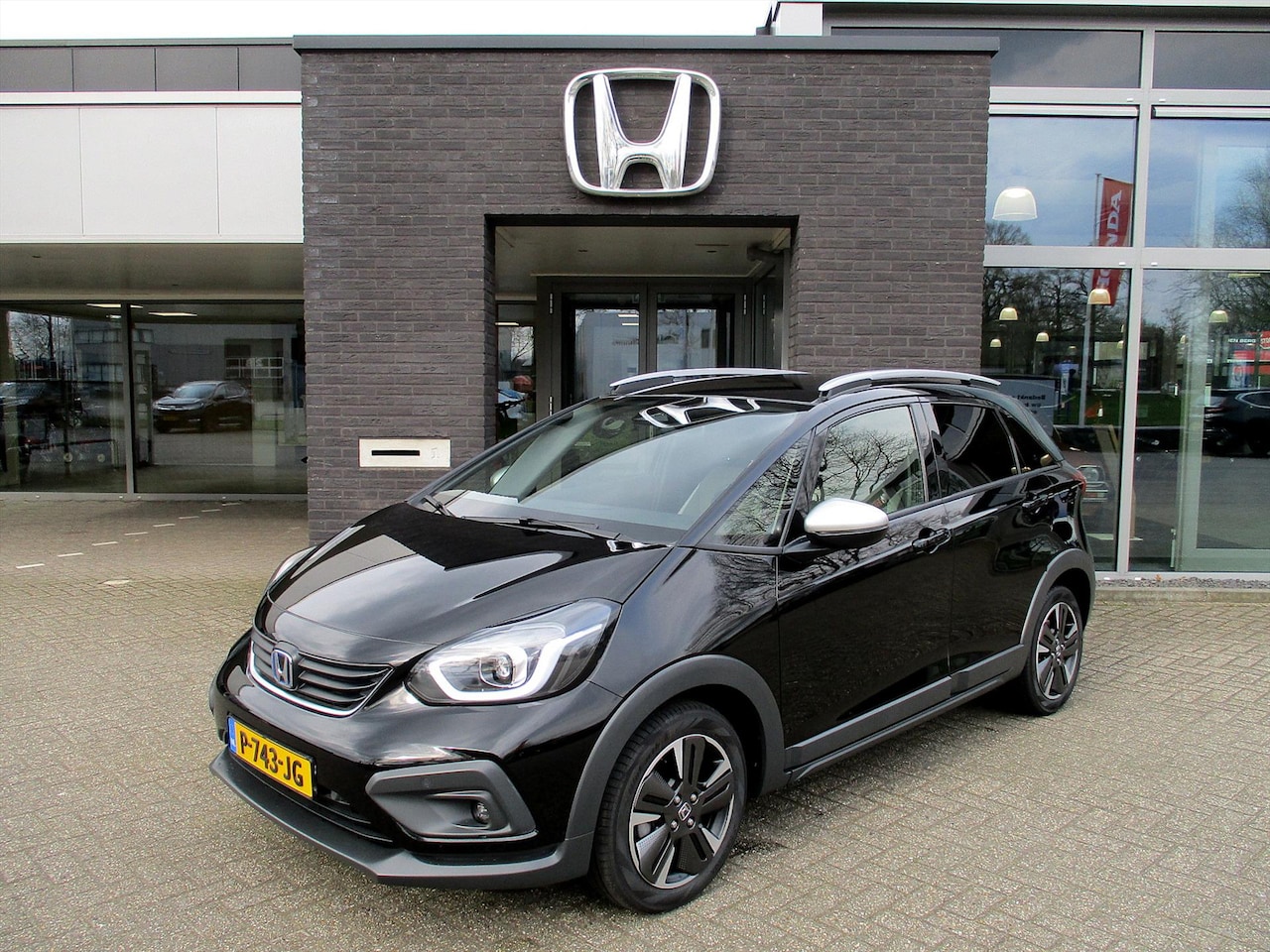 Honda Jazz - 1.5 i-MMD 109pk Hybrid CVT Crosstar | Rijklaar - AutoWereld.nl
