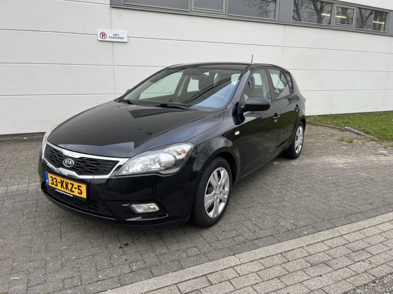 Kia Cee'd - 1.4 CVVT X-ecutive Airco Cruise Apk - AutoWereld.nl