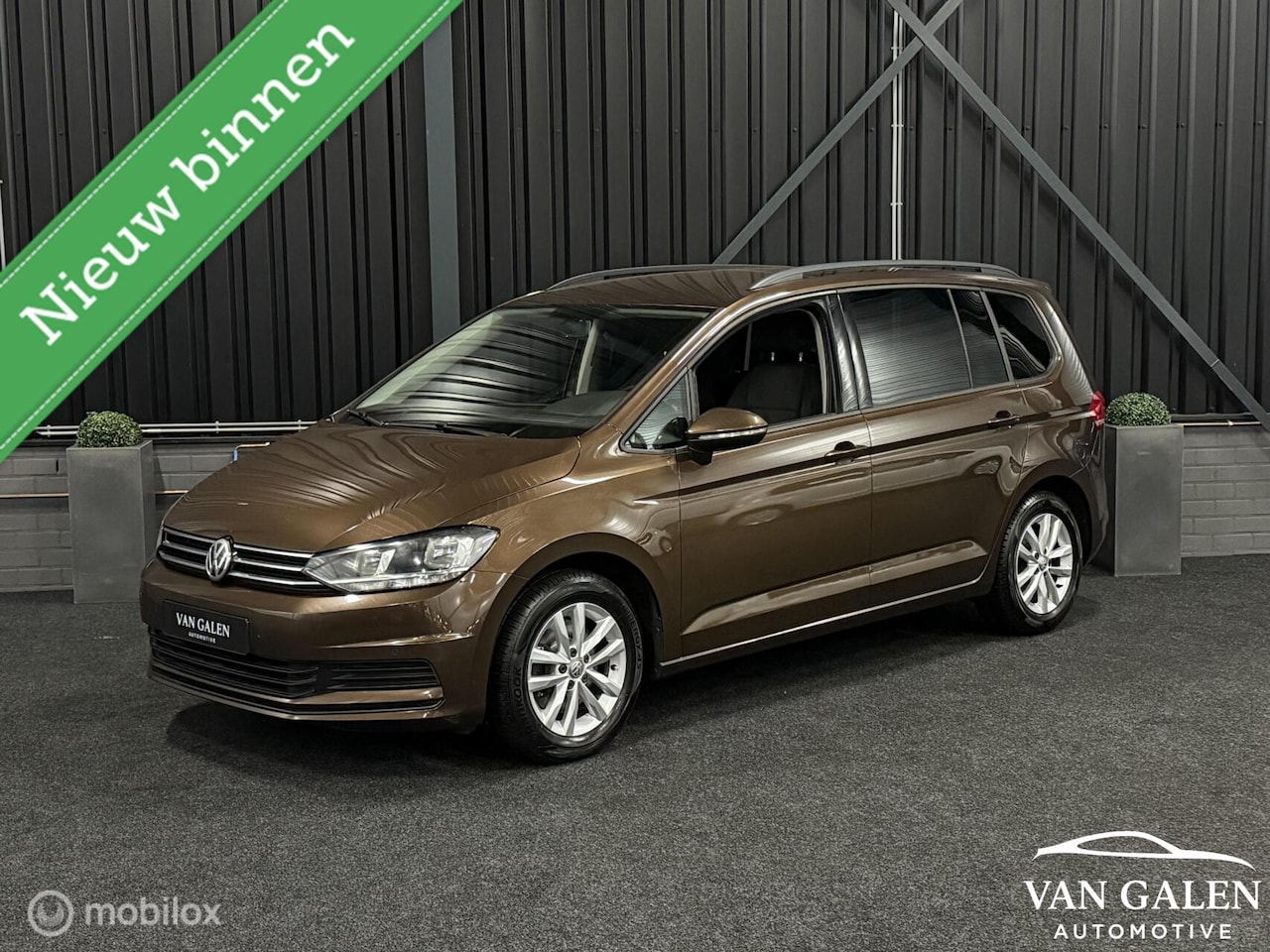 Volkswagen Touran - 1.2 TSI Comfortline 2015 Airco|Navi|Apk✅ - AutoWereld.nl