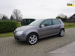 Volkswagen Golf - 1.6 FSI Optive 2