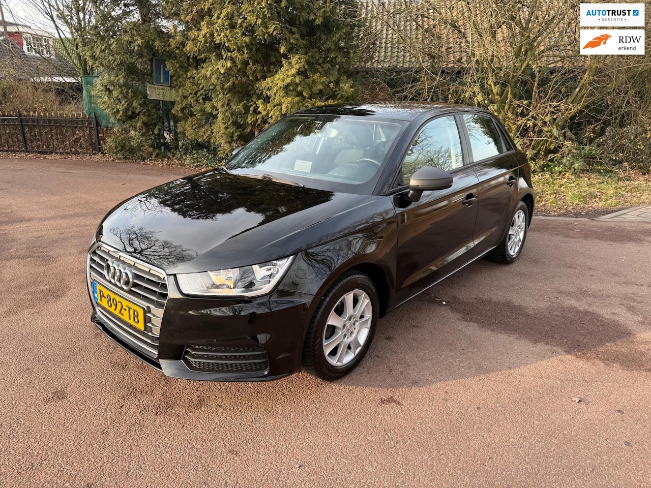 Audi A1 Sportback - 1.0 TFSI Design Pro Line Plus / Navi / Airco / pdc / stoelverwarming - AutoWereld.nl