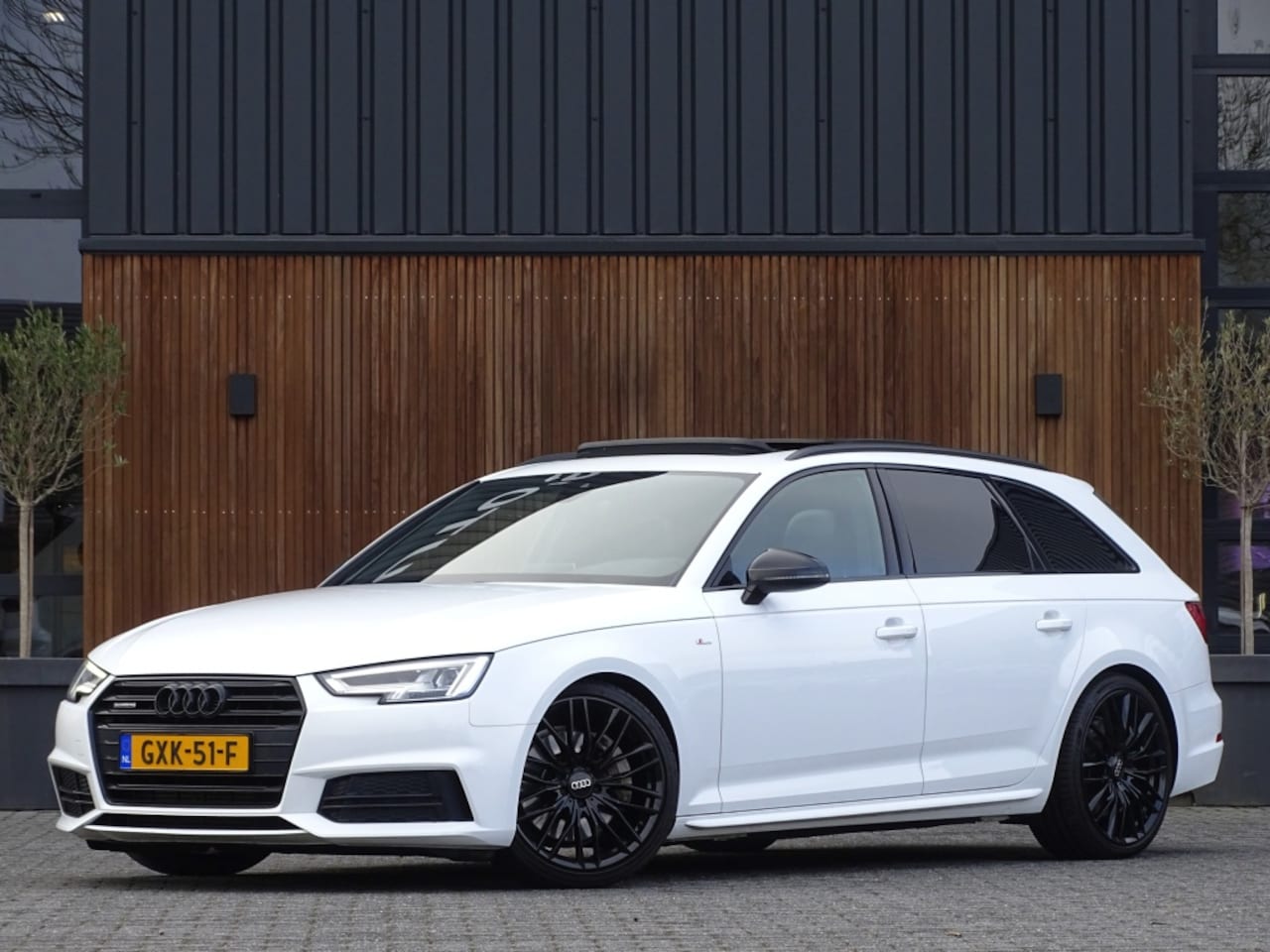 Audi A4 Avant - 2.0 TFSI 252 pk Quattro / ProLine / S-Edition / panoramadak / LE - AutoWereld.nl