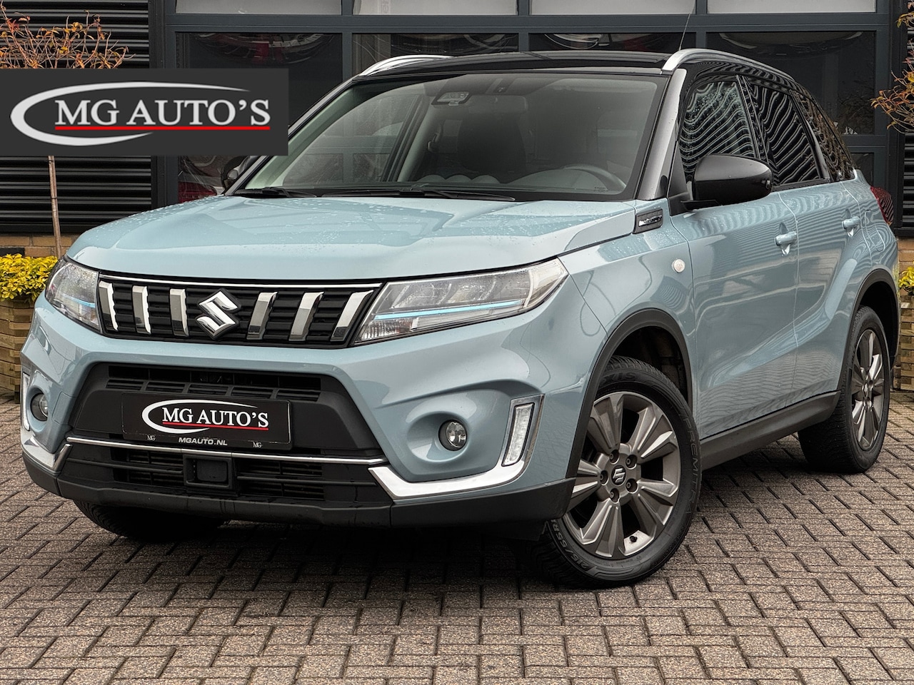 Suzuki Vitara - 1.4 Boosterjet Select Smart Hybrid | Trekhaak | Adaptive Cruise Control | Climate Control - AutoWereld.nl