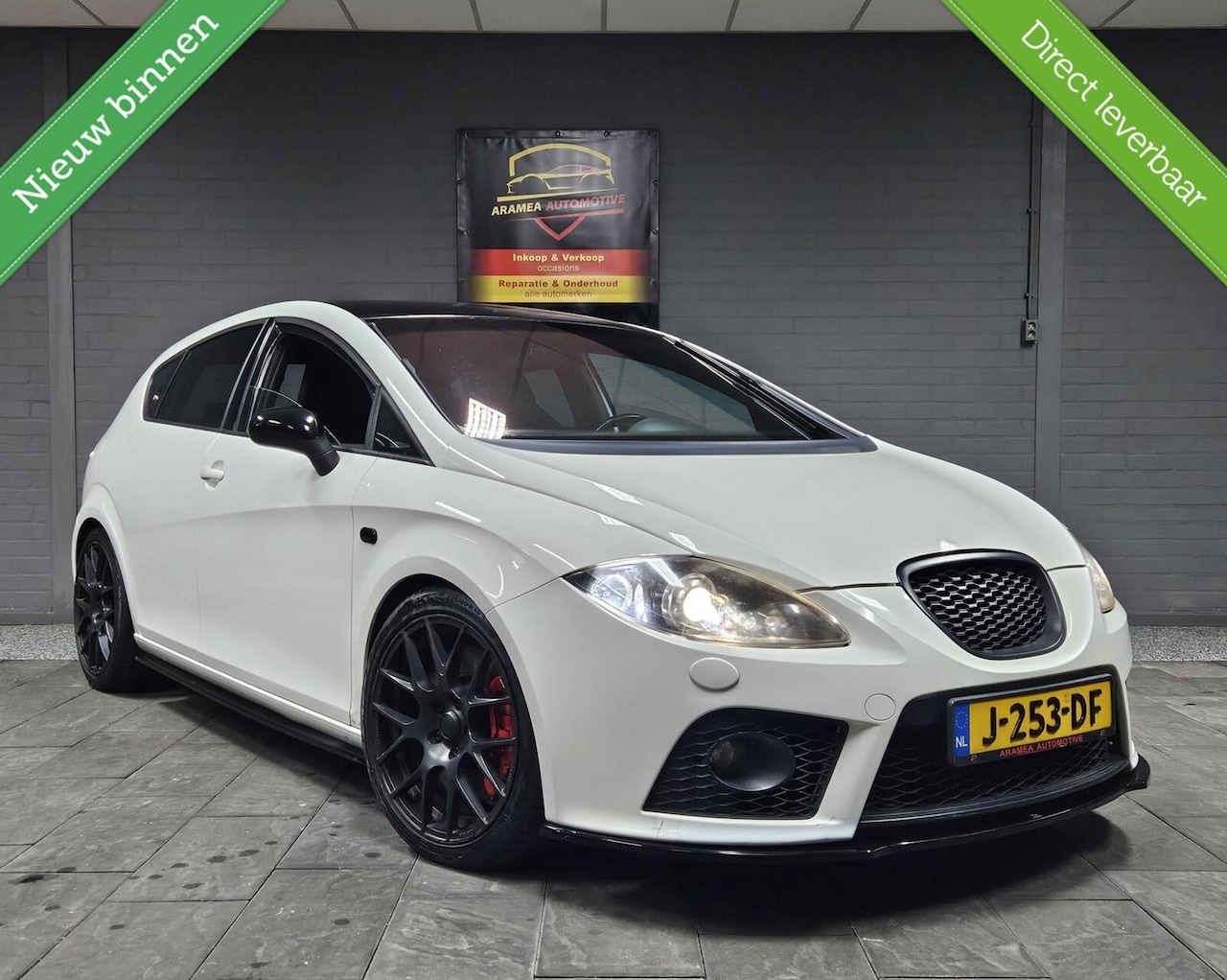 SEAT Leon - 2.0 TFSI Cupra 344pk|Bull-X|Xenon|18 inch|Pipercross - AutoWereld.nl