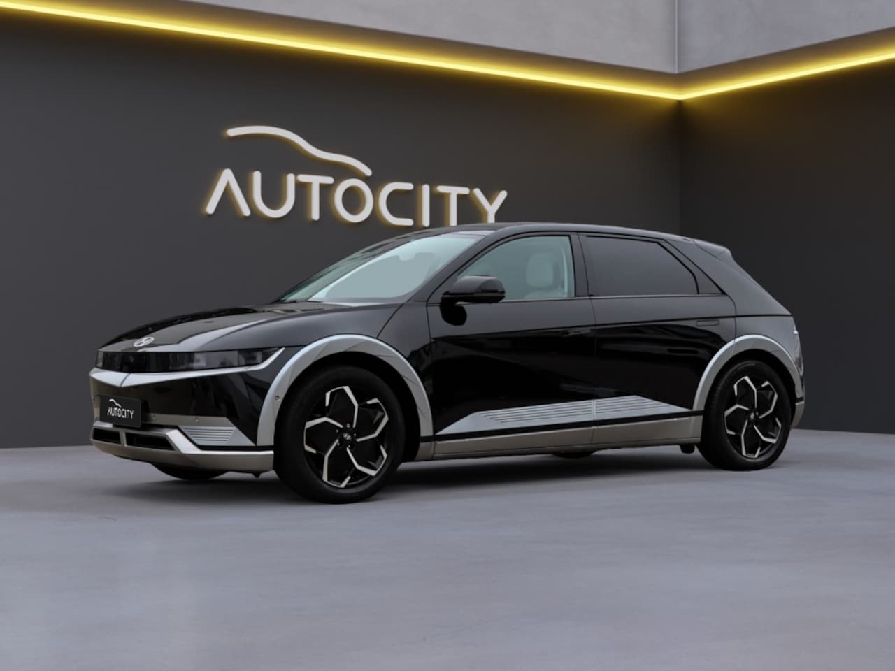 Hyundai IONIQ 5 - Lounge 73 kWh Pano l Leder l Warmtepomp l BOSE l HUD l VOL OPTIE - AutoWereld.nl