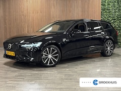 Volvo V60 - T6 AWD Recharge Plus Dark | Schuifdak | Trekhaak | Adaptieve Cruise Control | Stoelverwarm