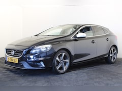 Volvo V40 - 1.6 D2 R-Design |Pano|