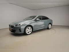 BMW 2-serie Gran Coupé - 220 | LED | Navigatie | Active cruise | Trekhaak | Sportstoelen | DAB | Harman-kardon soun