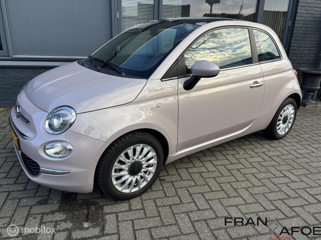 Fiat 500 - 1.0i Hybrid Dolcevita Navi Airco Cruise Apple carplay LMV PDC - AutoWereld.nl