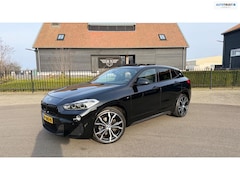 BMW X2 - SDrive20i High Exe M-Pakket Panoramadak leer Navi Head-Up Camera