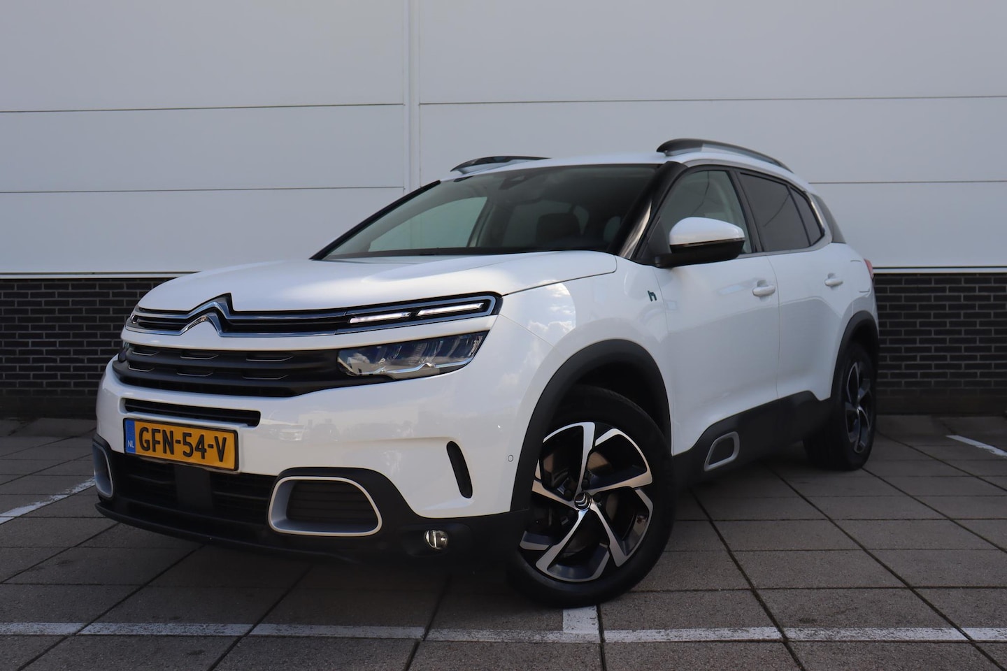 Citroën C5 Aircross - 1.6 Plug-in Hybrid 225 Feel * Achteruitrijcamera * Navigatie * SOH 97% * - AutoWereld.nl