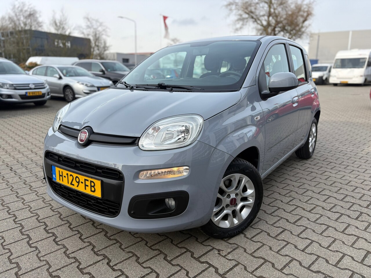 Fiat Panda - 1.2 Lounge 1.2 Lounge (RIJKLAARPRIJS/BOVAG) - AutoWereld.nl