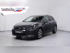 Volkswagen Golf - 1.5 eTSI 150 pk Style DSG Aut. Panodak, NAP LED Koplampen, App Connect, Parkeerhulp, 1e Ei