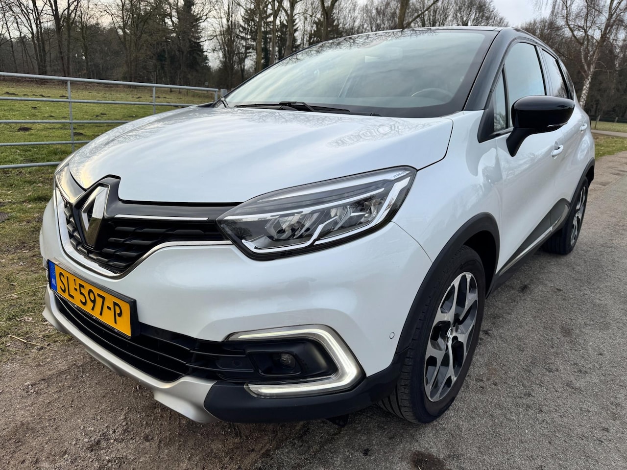 Renault Captur - 0.9 TCe Edition One keurige auto zeer luxe - AutoWereld.nl