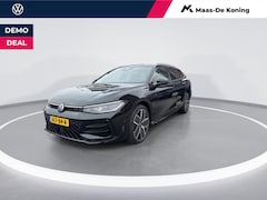 Volkswagen Passat Variant - R-Line Edition 1.5 eHybrid 204 pk 6 versn. DSG · Multimedia pakket plus · High-end geluids