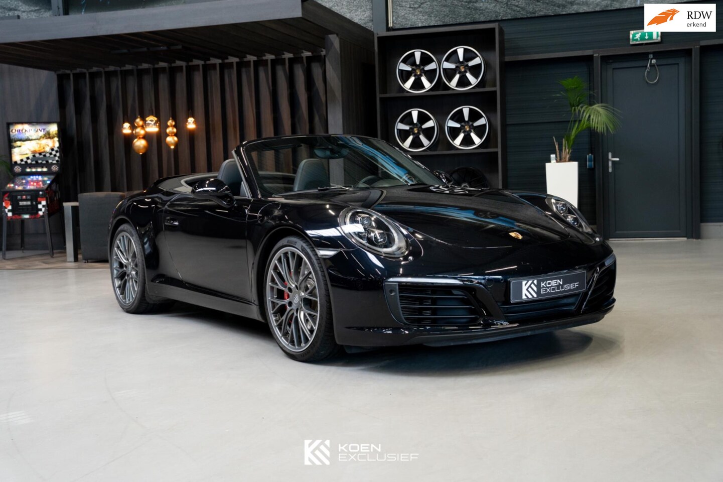 Porsche 911 Cabrio - 991 3.0 Carrera S (2016) Lift vooras, PDCC, stoelkoeling, achterasbesturing - AutoWereld.nl