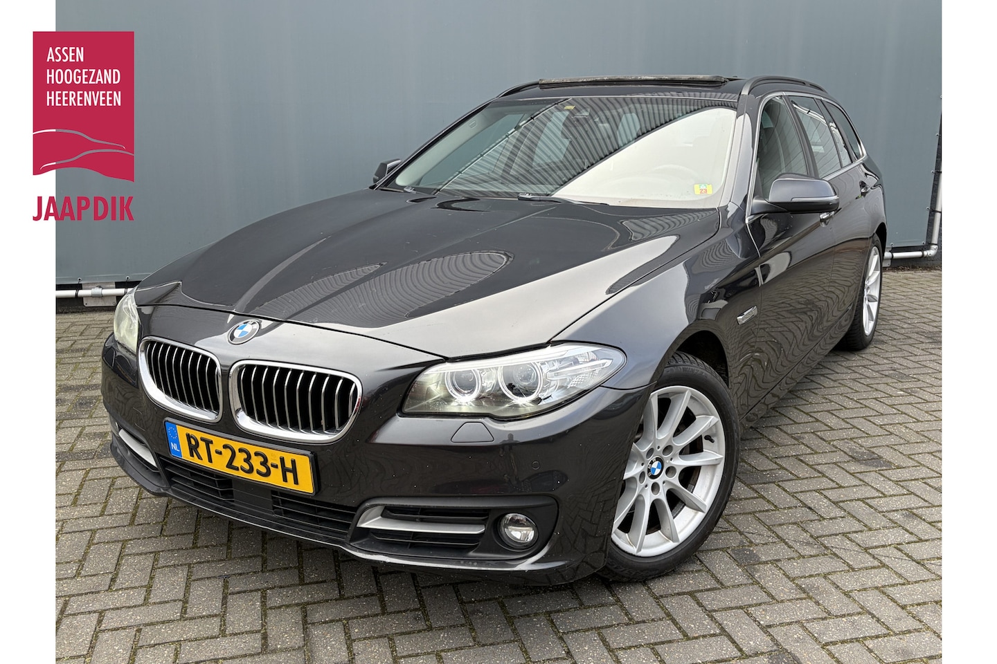BMW 5-serie Touring - BJR 2013 520i 184 PK High Executive AUTOMAAT | PANORAMADAK | ELEK. TREKHAAK | LEDER | STOE - AutoWereld.nl