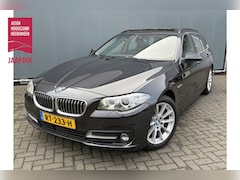 BMW 5-serie Touring - BJR 2013 520i 184 PK High Executive AUTOMAAT | PANORAMADAK | ELEK. TREKHAAK | LEDER | STOE