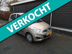 Hyundai i10 - 1.1 i-Drive Cool airco nap km 61564 nl auto. zeer lux, s