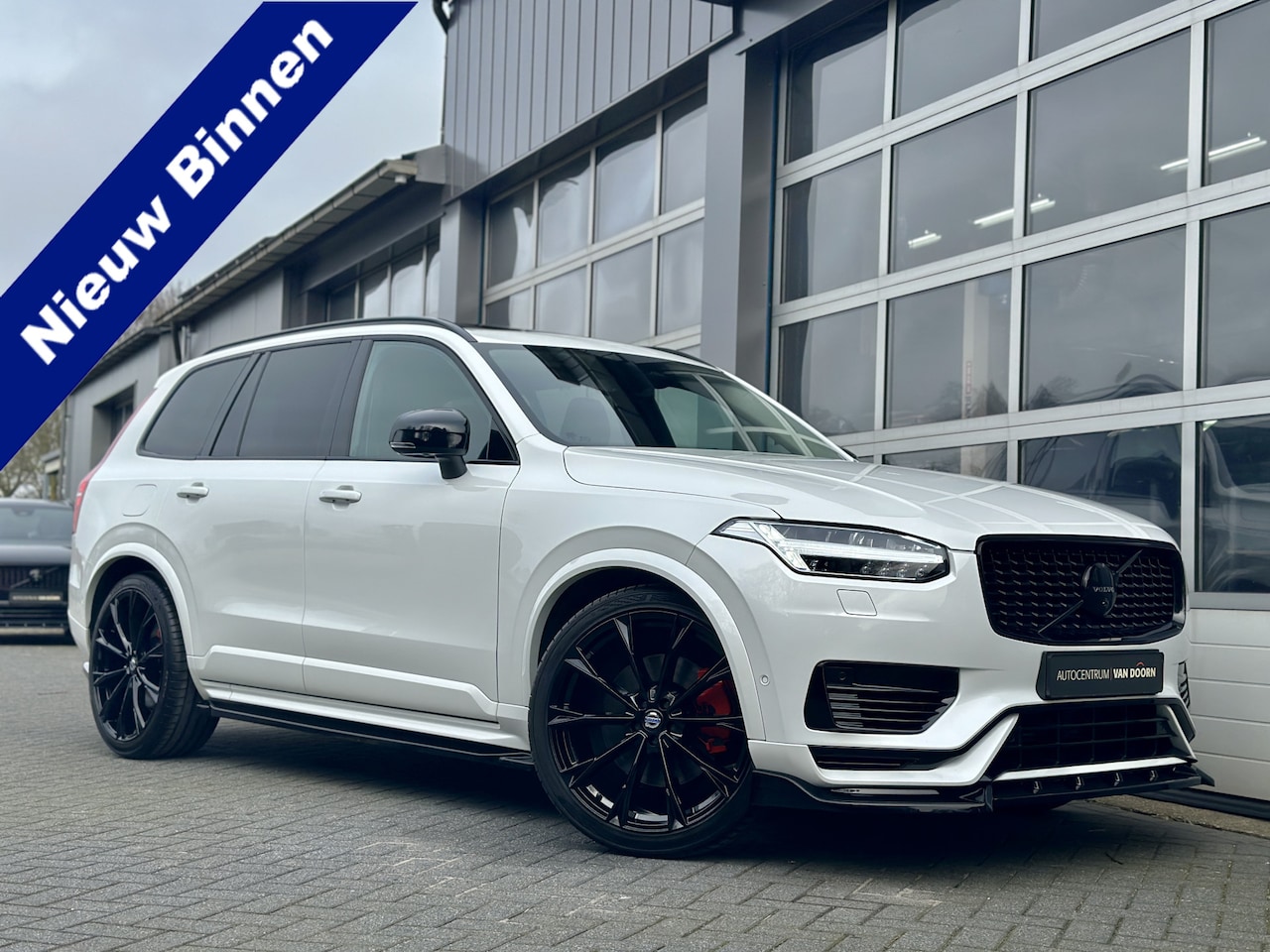 Volvo XC90 - 2.0 T8 Recharge AWD | Hybrid | Parelmoer White | Luchtvering | Bower & Wilkins | Panodak | - AutoWereld.nl