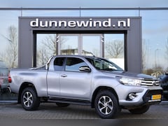 Toyota HiLux - 2.4 D-4D-F XTRA CAB Professional