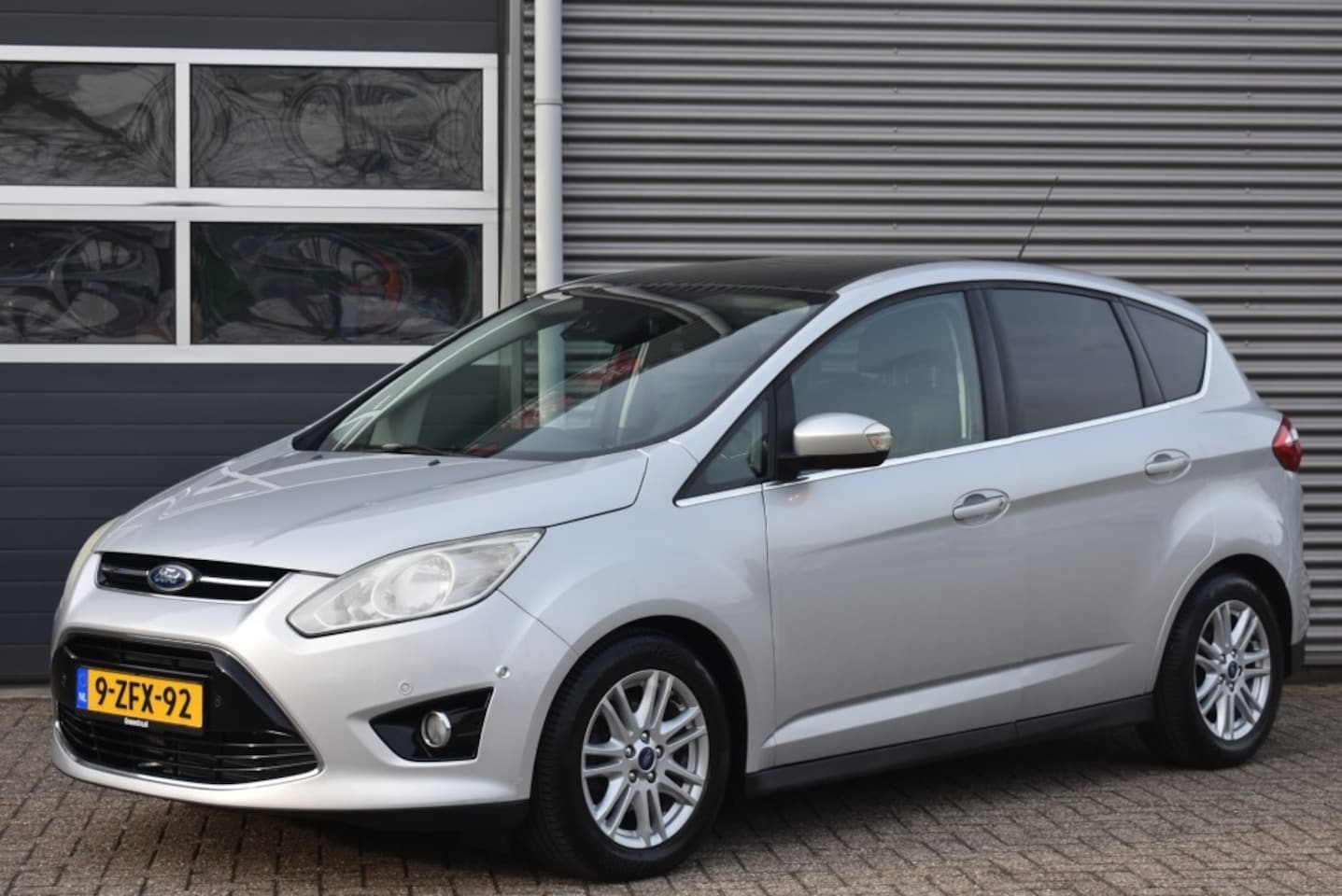 Ford C-Max - 1.0 EDITION PLUS / PDC VOOR + ACHTER / AIRCO / PANO DAK / ISOFIX - AutoWereld.nl