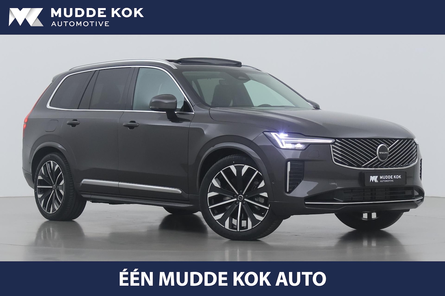 Volvo XC90 - T8 Plug-in hybrid Ultra Bright | Luchtvering | Head-Up | ACC | Panoramadak | 360° Camera | - AutoWereld.nl