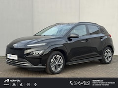 Hyundai Kona Electric - EV Premium 64 kWh Automaat / SOH 100% / HUD / Stoelverwarming / ACC / Dodehoek Detecetie /
