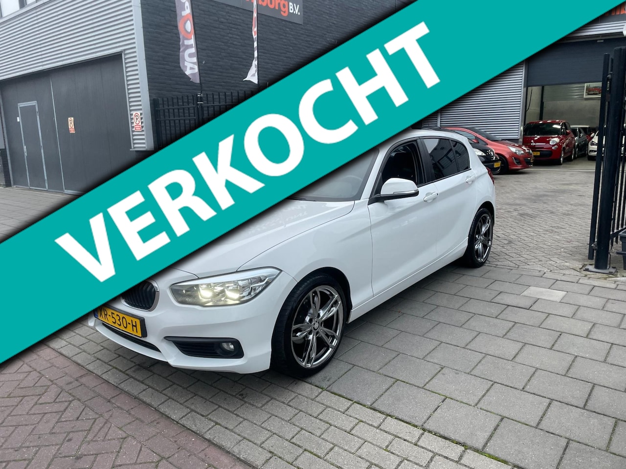 BMW 1-serie - 116i Essential Sport Airco 6Bak PDC NAP APK - AutoWereld.nl