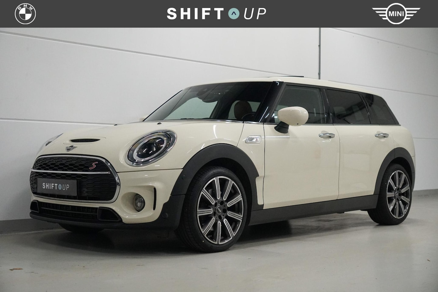 MINI Clubman - Mini 2.0 Cooper S Panoramadak | Chester Leder | CarPlay - AutoWereld.nl