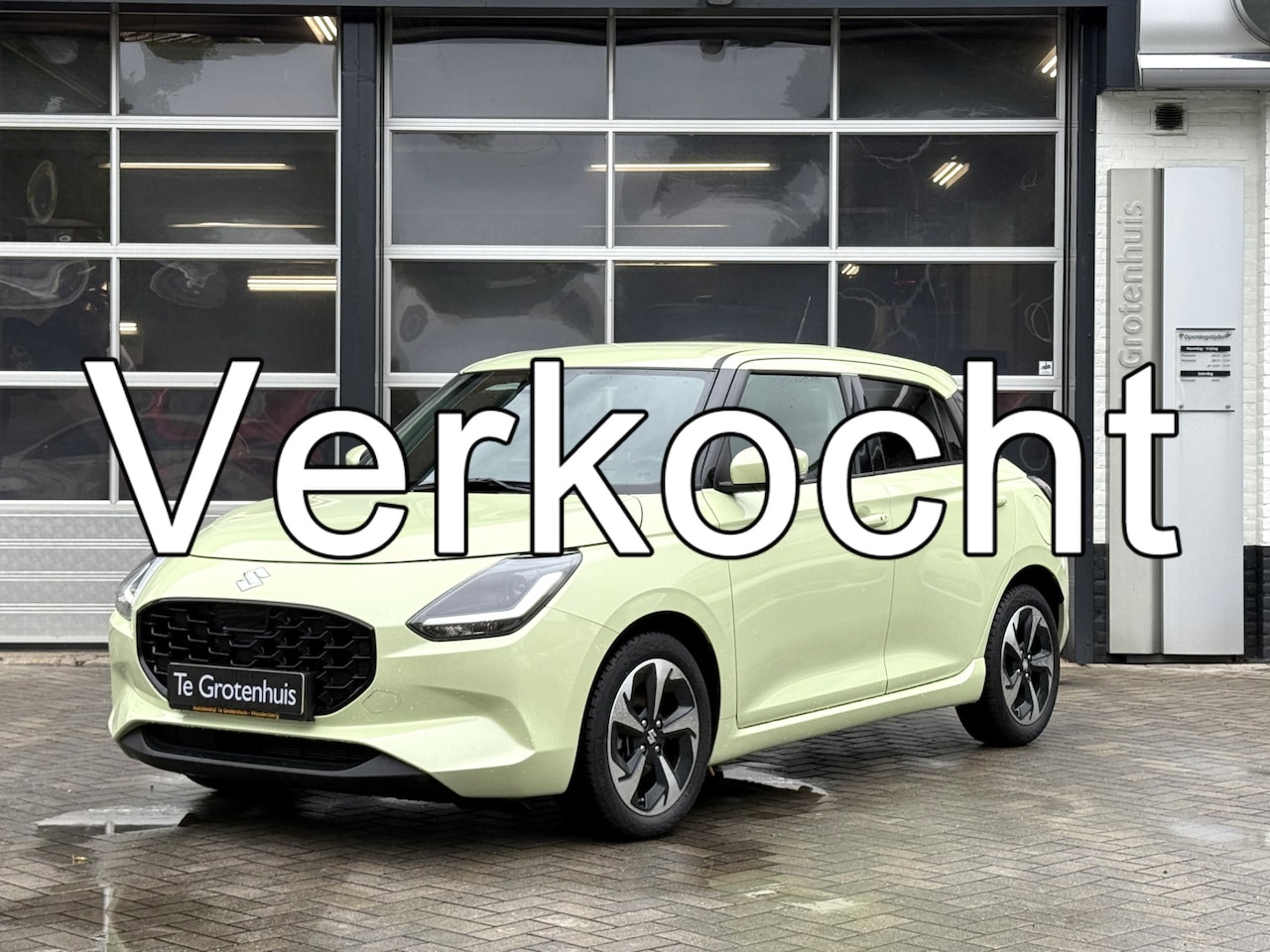 Suzuki Swift - 1.2 Style AUTOMAAT Hybrid Lemon - AutoWereld.nl