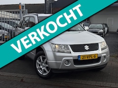 Suzuki Grand Vitara - 2.0 JLX | Grijs kenteken | 4x4 | Automaat | Trekhaak | Climate control |