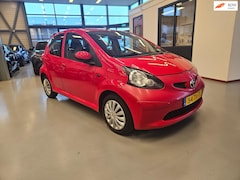 Toyota Aygo - 1.0-12V +