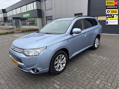 Mitsubishi Outlander - 2.0 PHEV Instyle