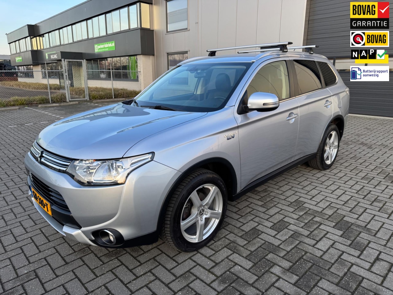 Mitsubishi Outlander - 2.0 PHEV Business Edition X-Line 2.0 PHEV Business Edition X-Line - AutoWereld.nl