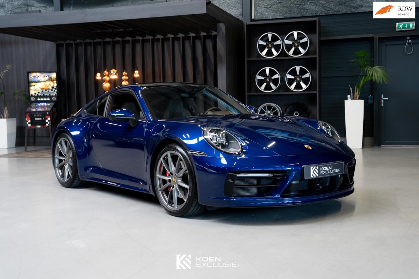 Porsche 911 - 992 3.0 Carrera 4S km (2019,NL) Lift, Burmester, PDCC, achterassturing - AutoWereld.nl
