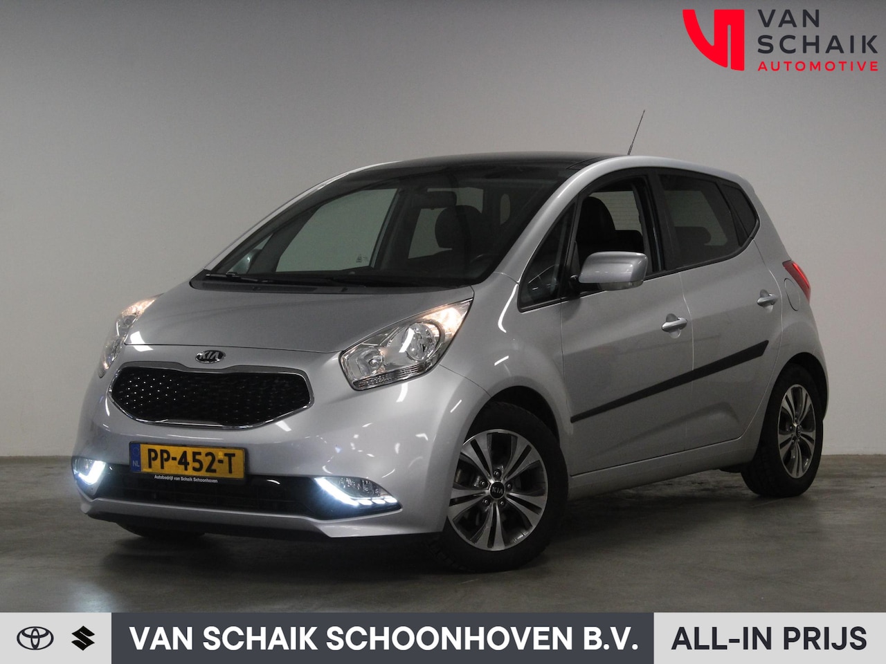 Kia Venga - 1.4 CVVT Summer Edition | Schuif-/kanteldak | Trekhaak | Achteruitrijcamera | Parkeersenso - AutoWereld.nl